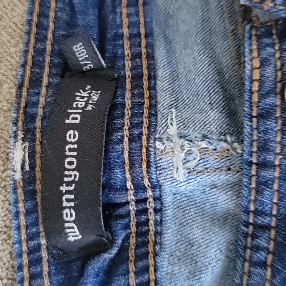 TwentyOneBlack by Rue 21 Jeans - Picture 4 of 4